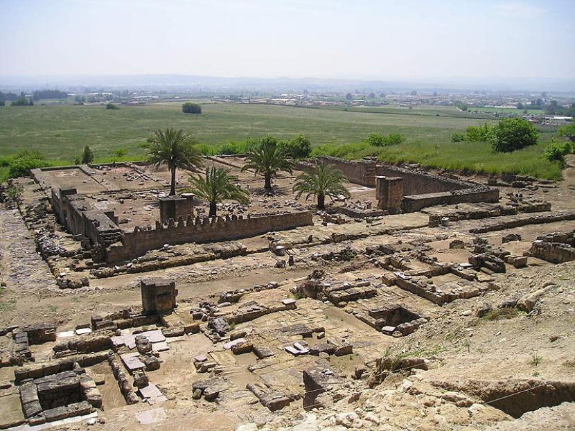 Reruntuhan Medina Az-Zahra yang dibangun Khalifah Abdurrahman An-Nashir