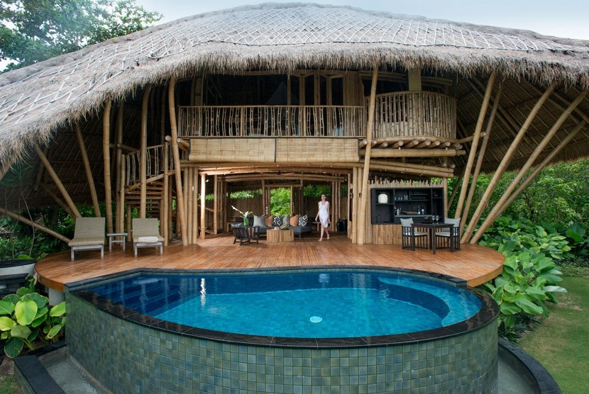 Resor pulau pribadi Bawah Reserve di Siantan, Kepulauan Anambas, Kepulauan Riau.