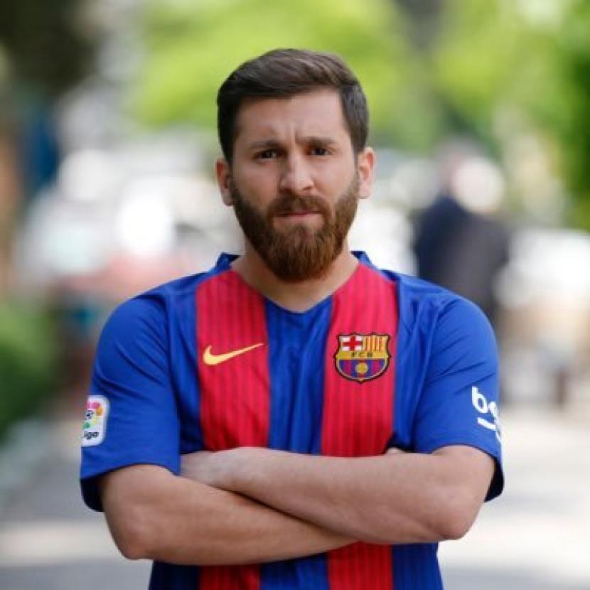 Reza Parastesh, pria asal Iran yang memiliki wajah yang mirip dengan Lionel Messi. 