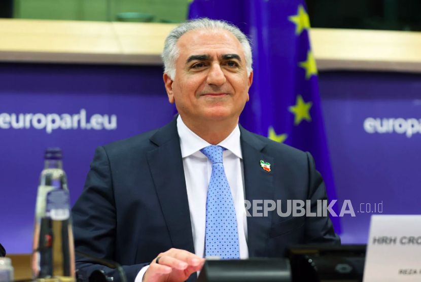 Mengenal Reza Pahlavi, Putera Mahkota Shah Terakhir yang Memprovokasi Kerusuhan di Iran