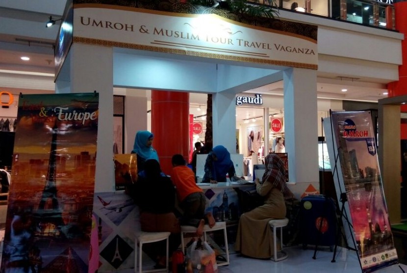 RH Tour & Travel menggelar pameran di Margocity Mall, Depok, 17-21 Agustus 2017.
