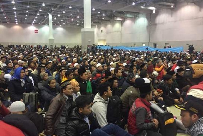 ribuan pekerja indonesia di korea selatan menghadiri pengajian di Gumi Convention Center