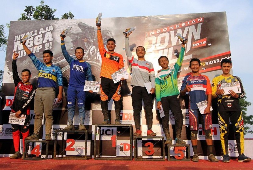Rider 76 Team Khoiful Mukhib (podium pertama).