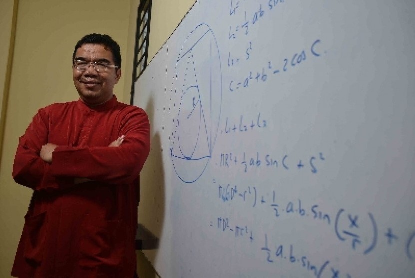 Presiden Direktur Klinik Pendidikan MIPA Ridwan Hasan Saputra