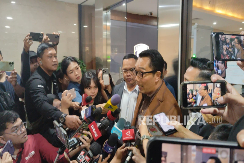 Ridwan Kamil usai pemeriksaan DNA, di Bareskrim polri, kamis (7/8/2025).