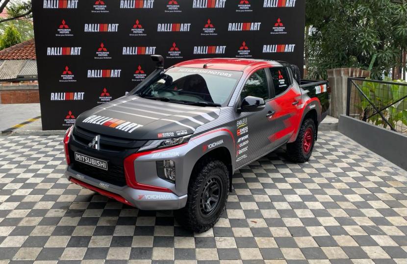 Rifat Sungkar dan Mitsubishi Indonesia siap untuk mengharumkan Bangsa Indonesia dalam Asia Cross Country Rally yang akan digelar di Thailand. 