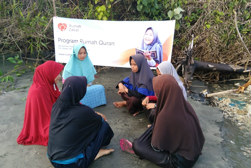 Rihlah siswa-siswi Asrama Darul Ulum Mentawai binaan Rumah Zakat.