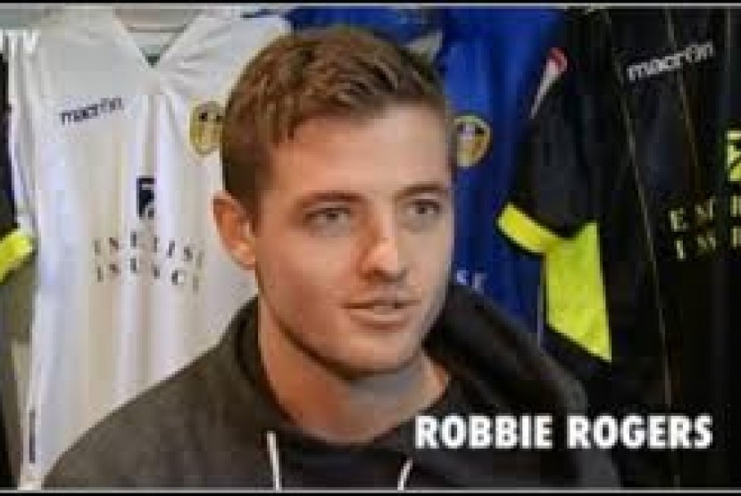 Robbie Rogers, Pemain Muda Leeds United mundur usai mengumumkan dirinya seorang Gay