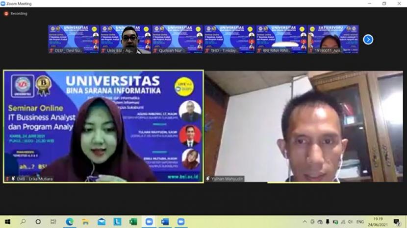 rodi Sistem Informasi Universitas BSI (Bina Sarana Informatika) Kampus Sukabumi sudah menggelar webinar bertemakan 