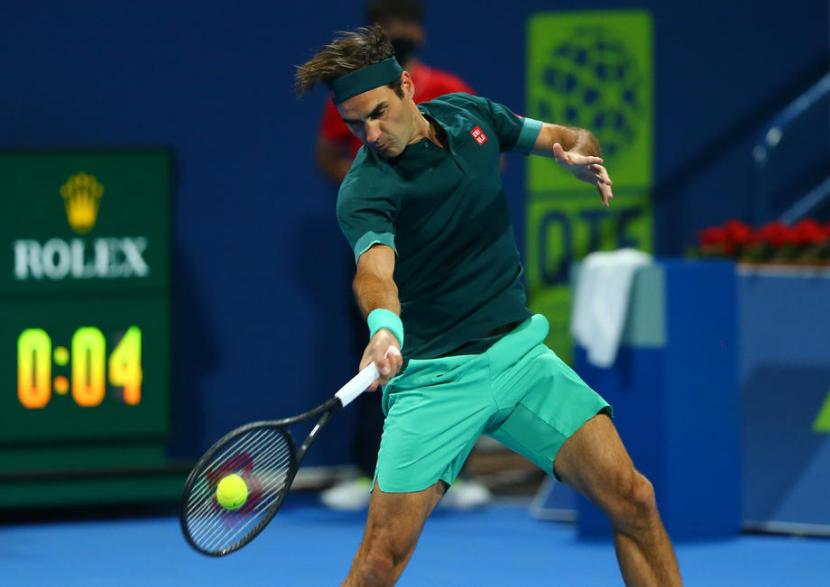 Roger Federer mengaku merasa lelah ketika kembali dari 14 bulan absen bertanding saat mengalahkan Dan Evans di Qatar Open pada Rabu (10/3). 