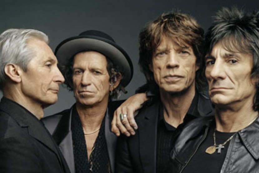 Rolling Stones  (dari kiri ke kanan) Charlie Watts, Keith Richards, Mick Jagger, Ron Wood