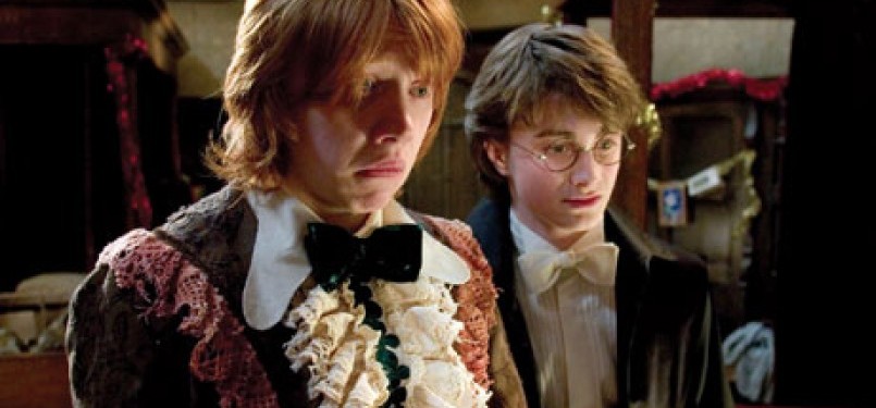 Ron Weasley dan Harry Potter dalam film