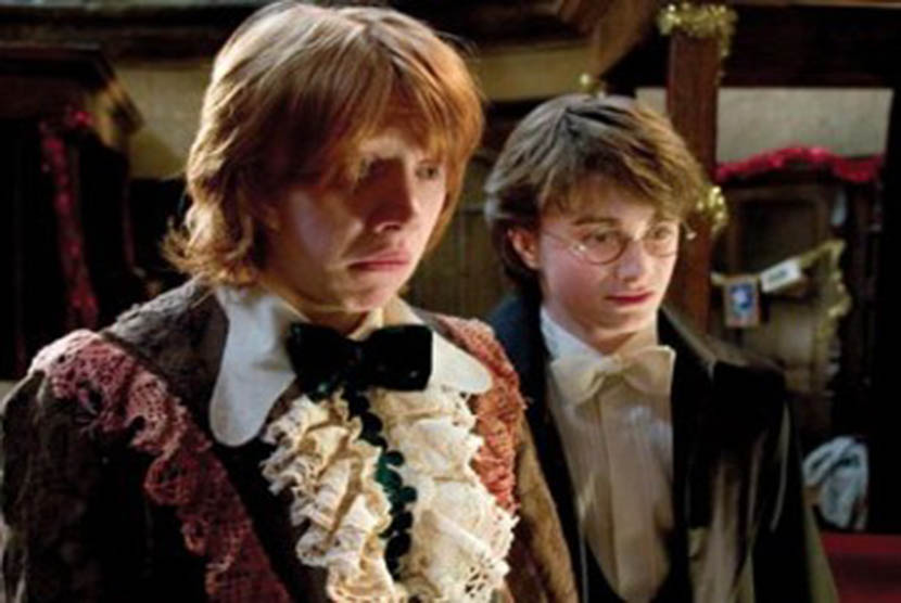 Ron Weasley dan Harry Potter dalam film