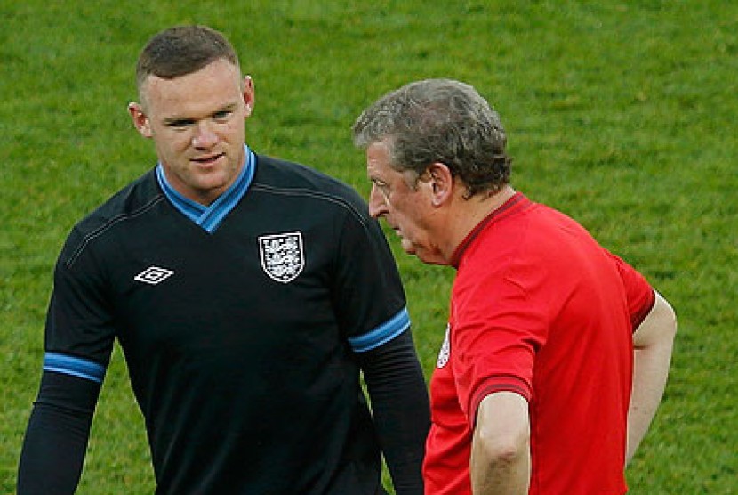 Rooney dan Hodgson