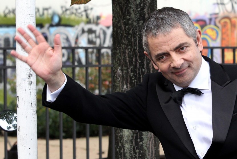 Komedian asal Inggris, Rowan Atkinson, membahas komedi yang berpotensi menyinggung seseorang.