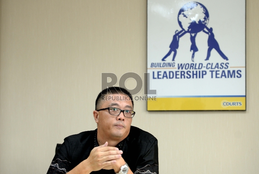 Roy Santoso - Country CEO PT Courts Retail Indonesia 