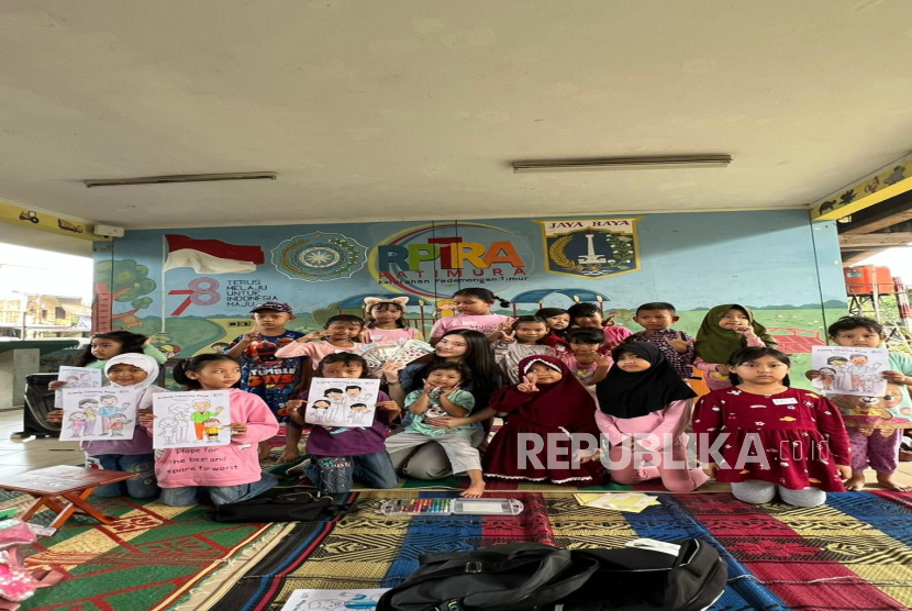 Remaja 17 Tahun Sumbang 1.500 Buku, Dorong Literasi Anak Kurang Mampu dan Modal Ekonomi Masa Depan