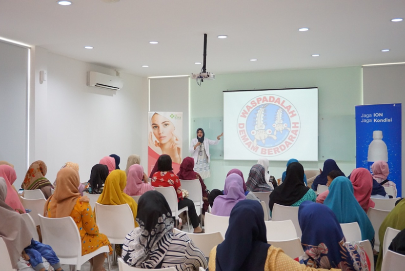 RS Azra dan Pocari Sweat gelar Mini Seminar tentang mencegah, mengenali dan mengobati DBD.