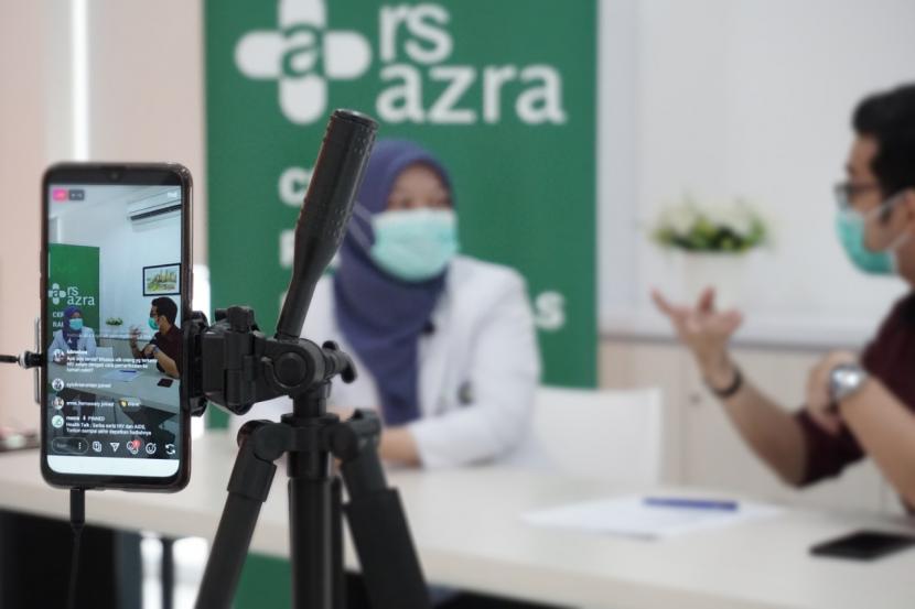 RS Azra menggelar health talks melalui aplikasi media sosial Instagram di akun @rsazra, menghadirkan narasumber yang merupakan Konselor HIV di RS Azra Bogor. 