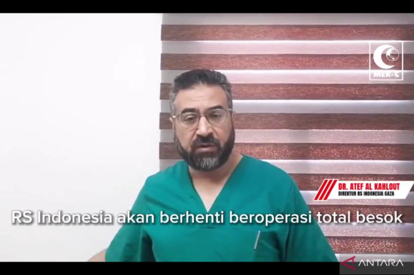 Direktur Rumah Sakit Indonesia di Gaza, Atef al-Kahlout, menyatakan bahwa rumah sakit tersebut akan berhenti beroperasi secara total karena kehabisan bahan bakar pada Jumat (10/11/2023).
