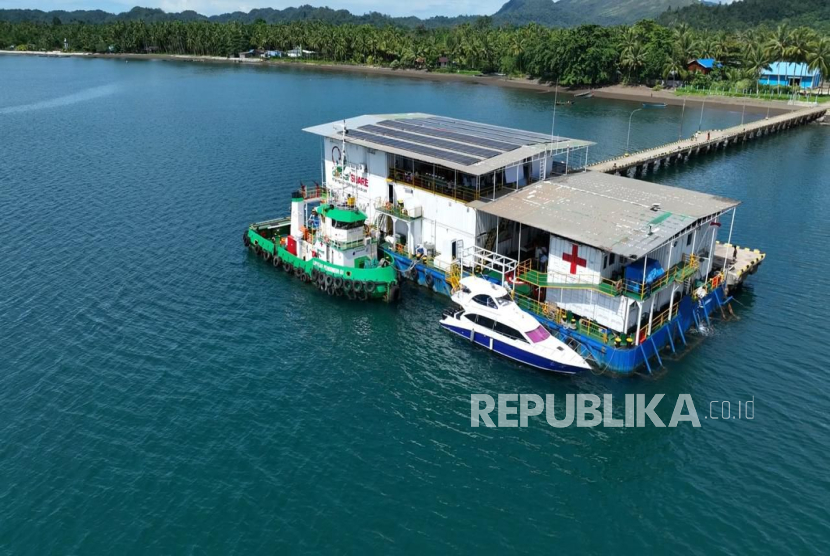 RS Terapung  RSK Nusa Waluya di Raja Ampat