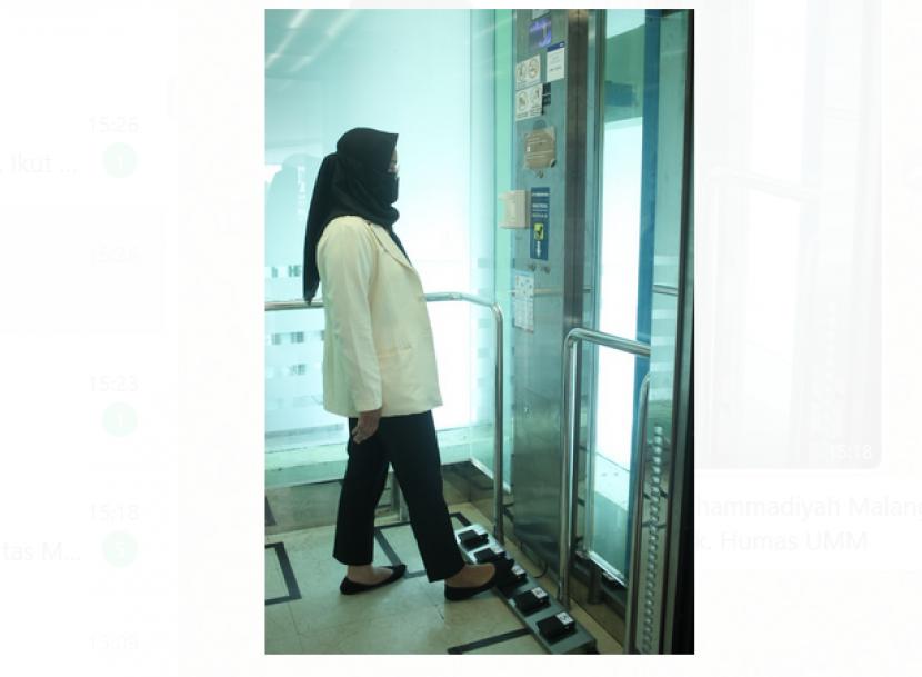Rumah Sakit Umum Universitas Muhammadiyah Malang (RSU UMM) menambah sarana lift berpedal. 
