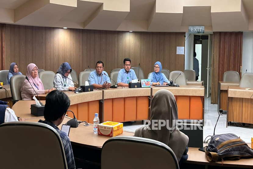 RSUP Dr. Sardjito menggelar konferensi pers soal kasus keluarga pasien melakukan aksi kekerasan kepada dokter PPDS, Senin (25/8/2025).