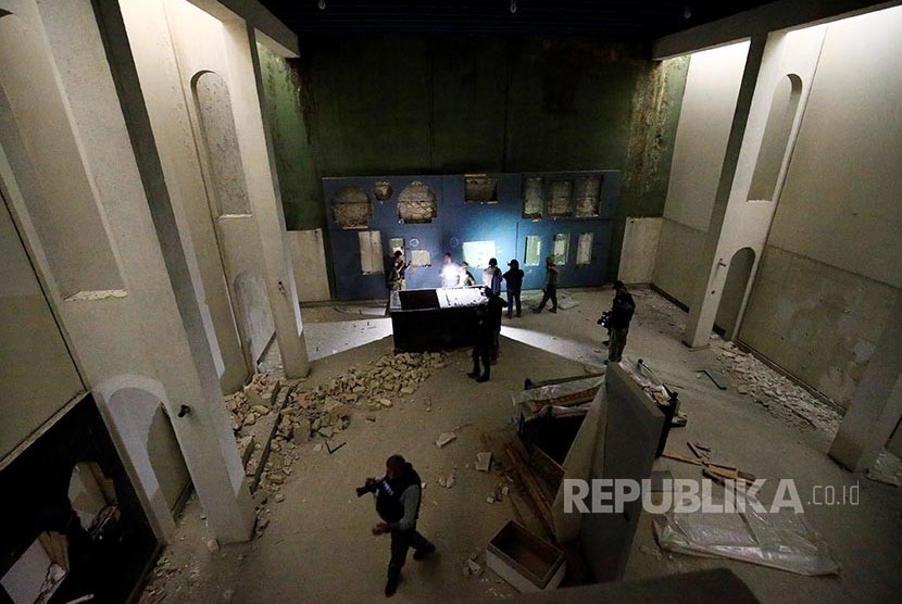 Rusak Parah, Rekonstruksi Museum Mosul Butuh Waktu Lebih. Foto: Ruang pameran di Museum Mosul yang dirusak pasukan ISIS di Irak