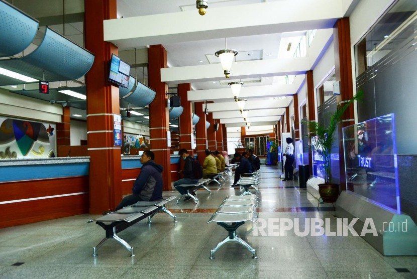 Ruang pelayanan nasabah Kantor pusat Bank BJB, Jalan Naripan, Kota Bandung.