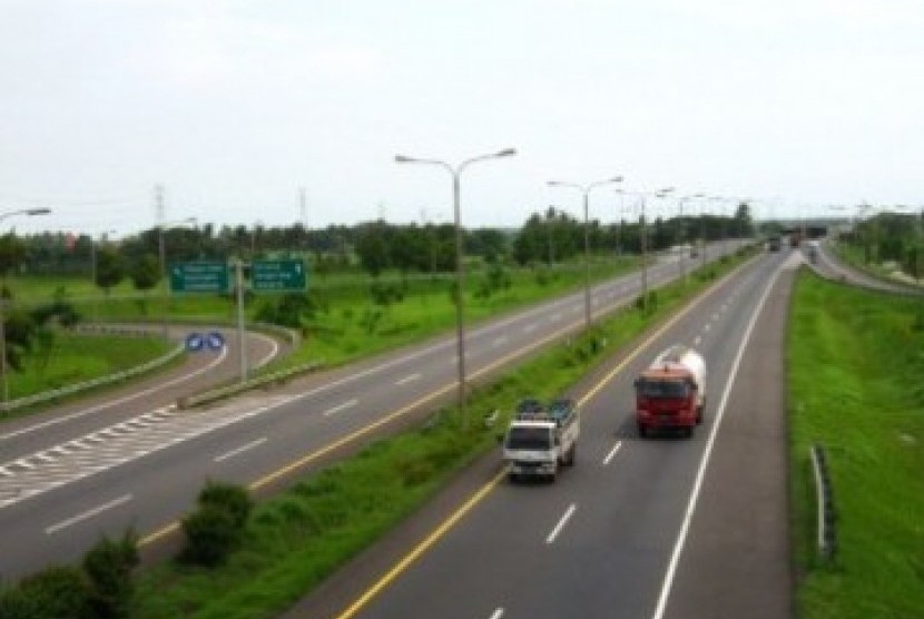 Ruas jalan tol Tangeran-Merak