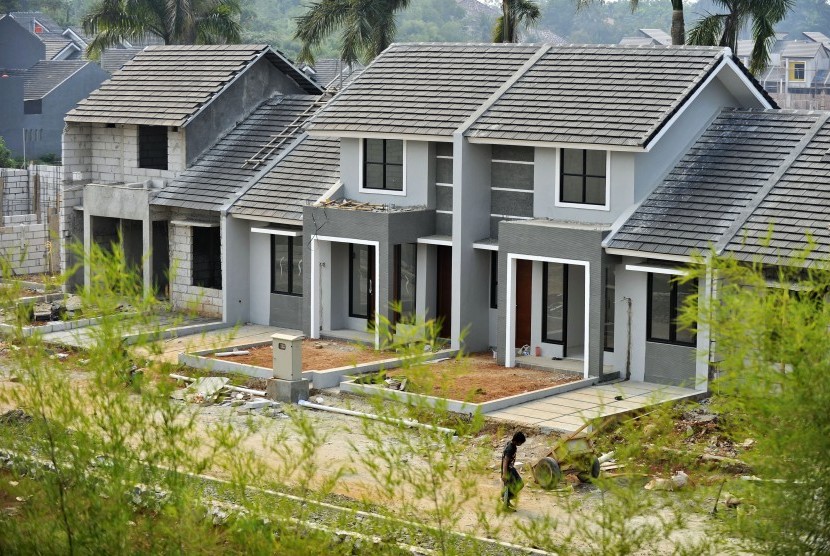 Berinvestasi di bidang properti banyak dilakukan karena dipandang menguntungkan. 