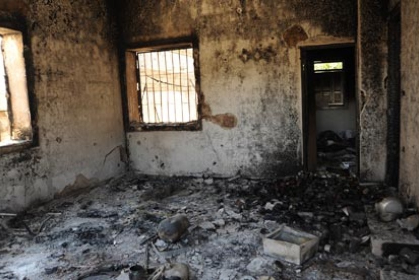 Rumah Hangus akibat penyerangan di Houla Suriah
