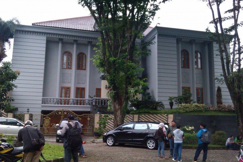 Rumah mewah Sutan Bhatoegana di Bogor, Jawa Barat