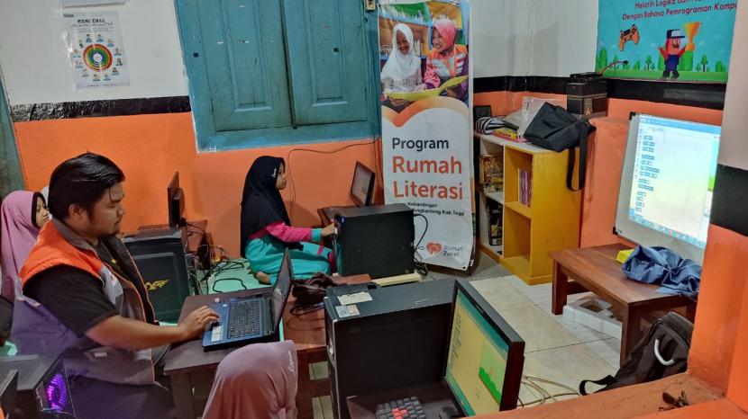 Rumah Pintar Siap Rutinkan Kelas <em>Coding</em> untuk Fasilitasi Belajar Ank di Desa Berdaya