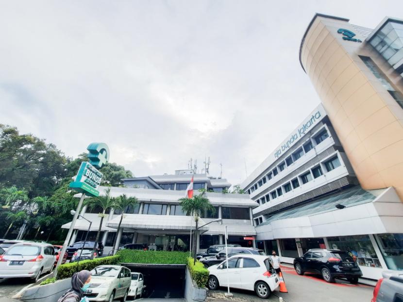 Rumah Sakit Ibu dan Anak Bunda Jakarta. Dinas Kesehatan DKI Jakarta meningkatkan kapasitas unit perawatan intensif khusus untuk pasien anak (Pediatric Intensive Care Unit/PICU) dari 197 menjadi 219 tempat tidur di sejumlah rumah sakit Ibu Kota.