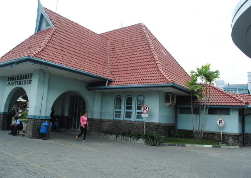 Rumah Sakit Panti Rapih.