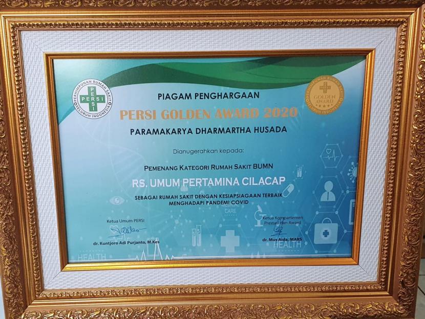 Rumah Sakit Pertamina Cilacap berhasil meraih penghargaan pada ajang PERSI Golden Award Paramakarya Dharmartha Husada 2020, sebagai Rumah Sakit dengan Kesiapsiagaan Terbaik dalam Menghadapi Pandemi Covid-19 untuk kategori RS BUMN.