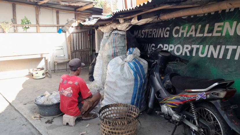 Rumah semipermanen milik warga Bong Suwung, Kota Yogyakarta, kini sudah diratakan.