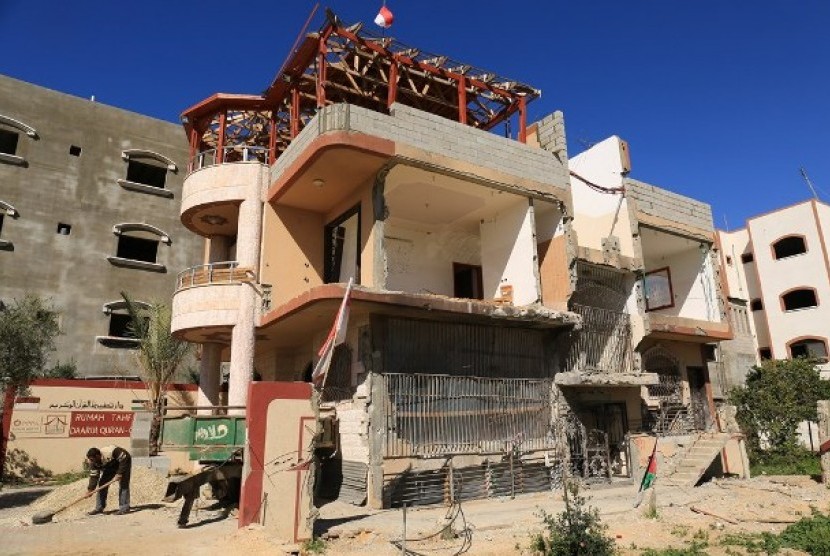 rumah tahfidz daarul quran di gaza, palestina sedang direnovasi setelag dibom militer israel