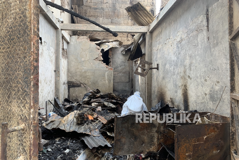 Rumah terdampak kebakaran di Kelurahan Duri Utara, Tambora, Jakarta Barat, Selasa (22/7/2025).