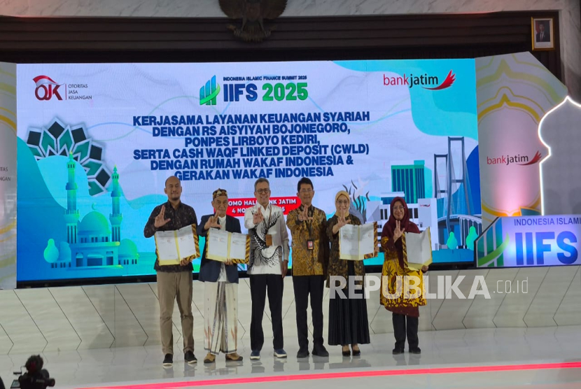 Rumah Wakaf dan Bank Jatim Syariah Teken MoU CWLD, Dorong Modal Usaha Mobile Cofee Lab