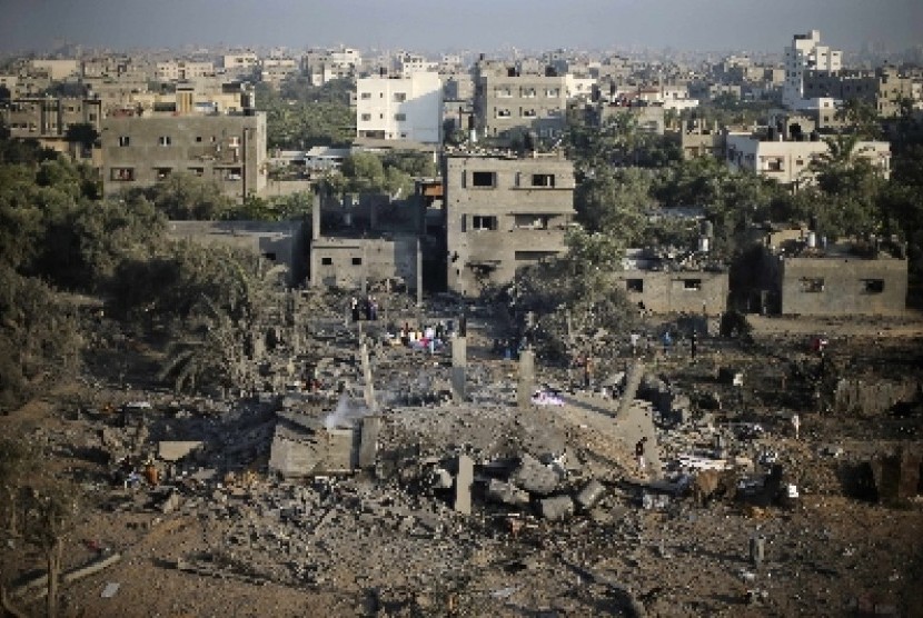 Rumah warga Gaza yang hancur akibat serangan Israel.
