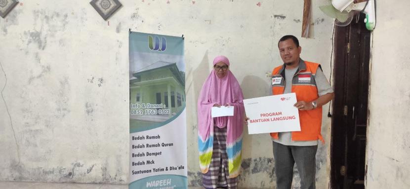 Rumah Zakat Aceh menyalurkan bantuan untuk Wareh Nanggroe.