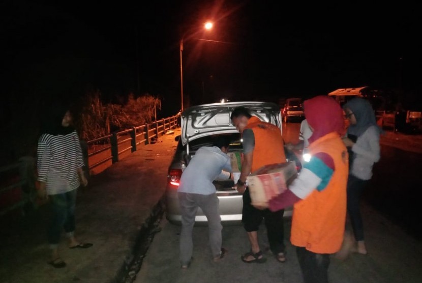 Rumah Zakat Action menerjunkan tim ke lokasi bencana di Bangga, Senin (29/4). 