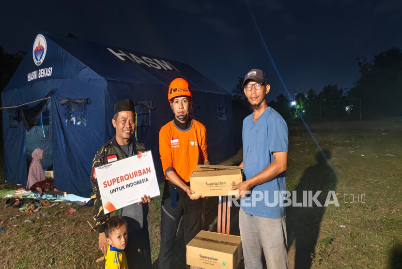 Rumah Zakat Action Salurkan Bantuan untuk Warga Terdampak Banjir di Bekasi