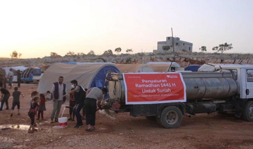 Rumah Zakat Action tergerak menyalurkan bantuan berupa air bersih sebanyak 50 ribu liter untuk pengungsi di wilayah Idlib