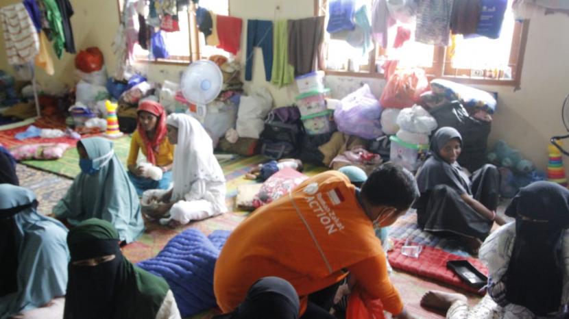 Rumah Zakat bantu cukupi kebutuhan pangan untuk pengungsi Rohingya.