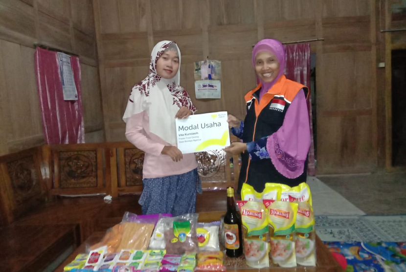 Rumah Zakat berikan bantuan untuk seorang single parent di Wonogiri.