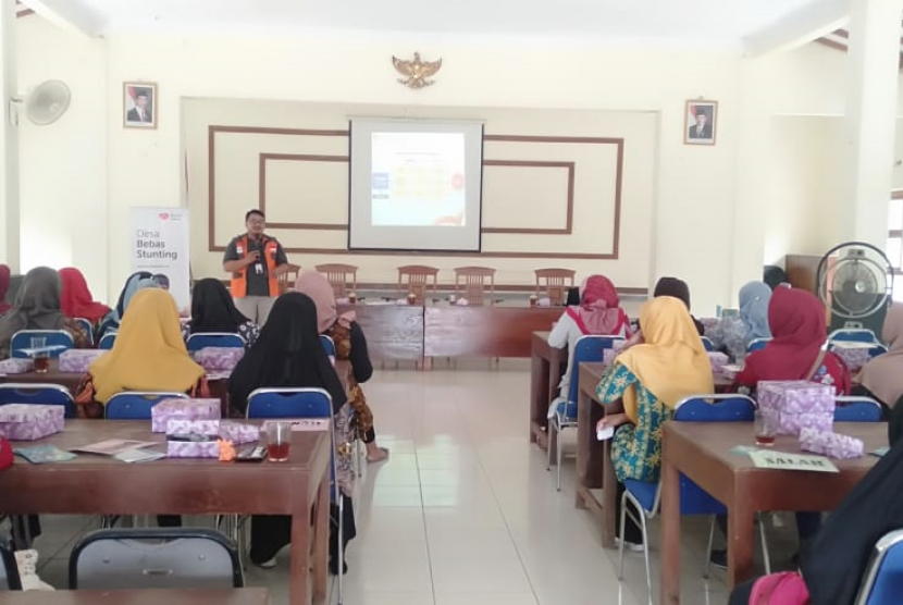 Rumah Zakat bersama Badan Kependudukan dan Keluarga Berencana Nasional (BKKBN) Kecamatan Sewon mengadakan rangkaian kegiatan penanggulangan stunting. 