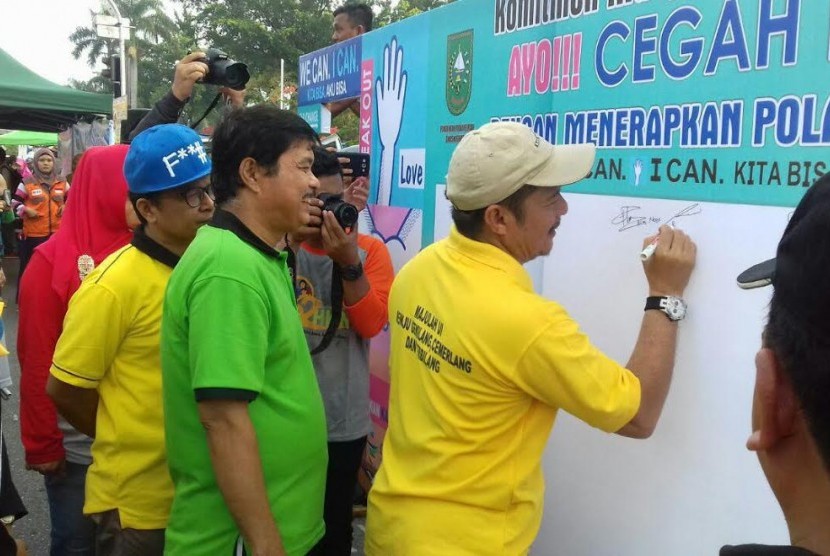 Rumah Zakat dan dinas provinsi Riau menggelar sosialisasi pencegahan kanker.